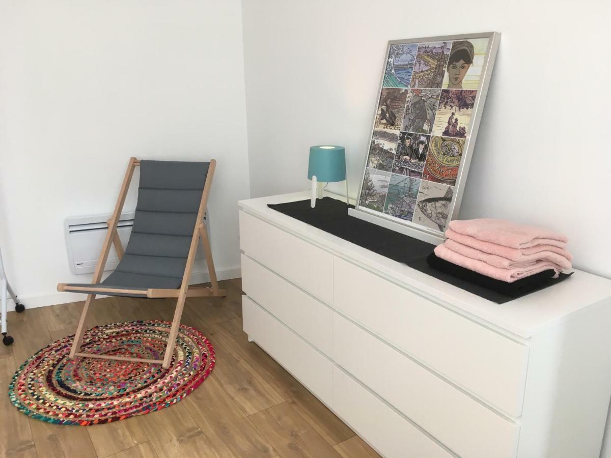 Votre Mini Maison En Plein Coeur Du Centre Ville -Terrasse - Et Parking Prive Sur Place Clos - Draps Et Menage Inclus Concarneau Exteriör bild