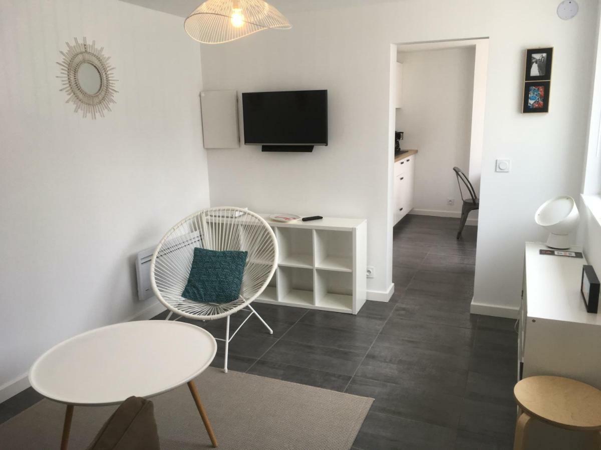Votre Mini Maison En Plein Coeur Du Centre Ville -Terrasse - Et Parking Prive Sur Place Clos - Draps Et Menage Inclus Concarneau Exteriör bild